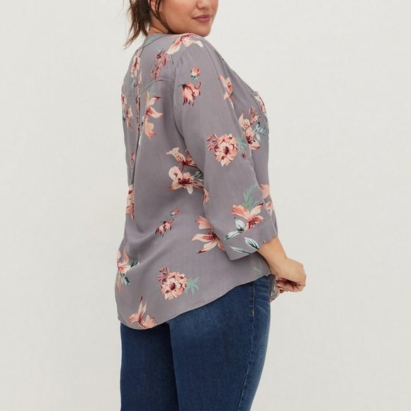 Torrid Harper Grey Floral Challis Pullover 3/4 Sleeve Blouse - Plus Size 00 - Picture 2 of 9